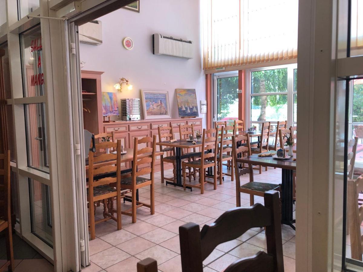 Logis Hotel Restaurant Saint Augustin Mittelbronn Bagian luar foto